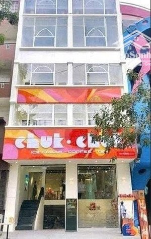 720m2 toà nhà ốp kính mặt tiền có thang máy phan xích long phú nhuận