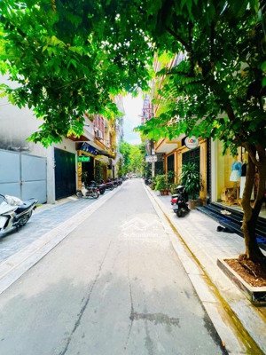 chính chủ bán tòa nhà căn hộ dịch vụ hồ tùng mậu 98m2, 8 tầng thang máy, doanh thu 70tr/tháng