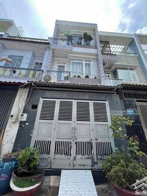 gấp bán nhà mới 3 tầng - gần chợ bà hom quận bình tân - 4x13 - hẻm nhựa 4m - chỉ hơn 4 tỷ