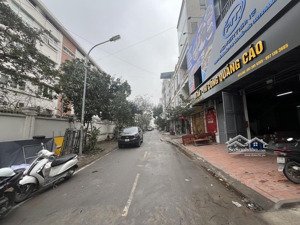 chủ cần bán gấp lô đất tứ hiệp trung tâm thanh trì vị trí đẹp gần trường chu văn an diện tích 60m2