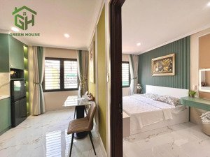 căn hộ dịch vụ 1pn tách bếp full nội thất ngay landmark 81