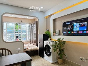 căn hộ sạch sẽ - mới - giá hợp lý ngay quận 10, bancol + tách bếp, gần đại học ueh, gần quận 1