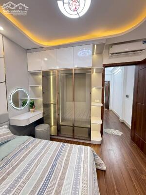 Bán nhà Lương Sử gần ga Trần Quý Cáp nhà đẹp ở ngay mặt tiền rộng gần ô tô 43m giá 9.62 tỷ .