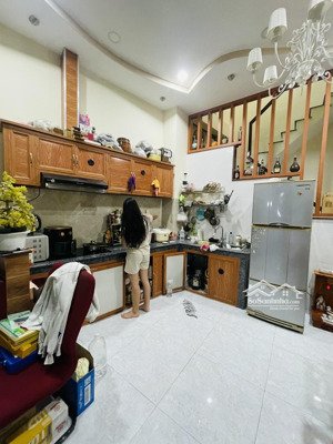 nhà 1 trệt 1 lầu hẻm 5m đường bình chiểu, sổ hồng riêng hoàn công, giá 4.4 tỷ, lh 