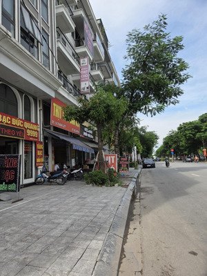 liền kề hải ngân - thanh liệt - siêu vip thể hiện đẳng cấp - hàng xóm biệt thự vây quanh