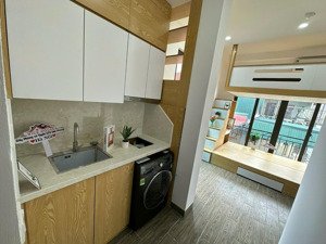 đập hộp ccmn 25m2 full nội thất, có máy giặt riêng, thoáng mát gần các trường tại thái hà