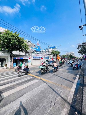 giá tốt nhà mặt tiền hầm+ 5tầng nở hậu kd sầm uất đặng văn bi ngay ga metro-thu nhập 150tr/tháng