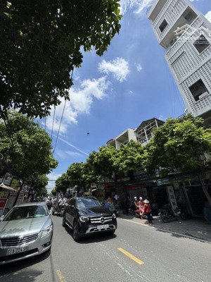 hot! bán nhà hẻm nhựa 154 âu dương lân , 4x15 , 4 tầng 4pn, oto tới gần nhà . chỉ nhỉnh 6 tỷ