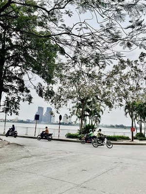 tây hồ - lô góc - mặt tiền 6,2m 15m ra hồ tây - ngõ rộng, thông thoáng đầu tư cho thuê võng thị