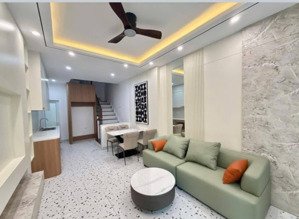 hoa hậu bạch mai 28m2x5 tầng, 3 ngủ full nội thất, gần phố ở luôn chỉ 5,3 tỷ