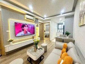 giá tốt - nhà đẹp. bán căn hộ mon city 2pn full nội thất, có slot ô tô, vị trí đẹp lh 