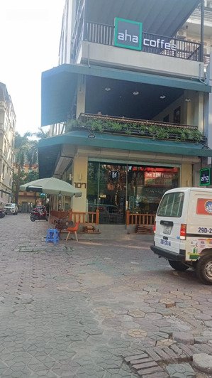 cho thuê nhà mặt phố trung hòa, diện tích 140m2, 5 tầng, mặt tiền 6m, giá cực chất