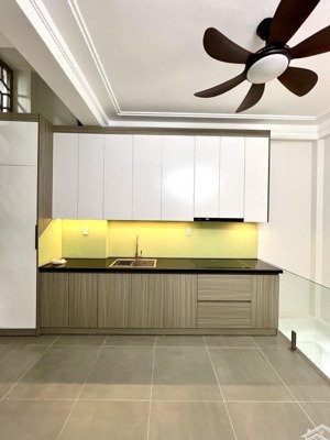 bán nhà phân lô đền lừ trung tâm hoàng mai 5 tầng, mt 4m gara ô tô kinh doanh