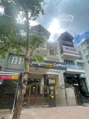 cho thuê nhà biệt thự kinh doanh mt đ.hoàng trọng mậu himlam q7 giá: 90tr lh: 