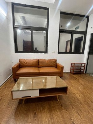 chính chủ cho thuê căn hộ full nội thất, phù hợp làm văn phòng tại 29 khuất duy tiến, hà nội