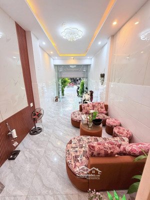 nhà mt nguyễn phước nguyên, giá rẻ chỉ 4 tỷ 850 tl