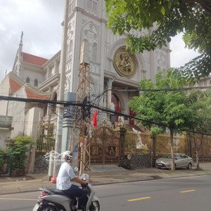 lô góc 2 mặt tiền - không lộ giới - hẻm xe tải - ô tô bỏ nhà. nở hậu.