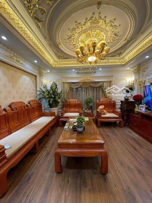 bán shophouse lacasta kinh doanh sầm uất, dt: 86m,mt: 5m, full nội thất, hơn 28 tỷ,lh : 