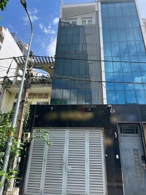 nhà 3 lầu ốp kính lê quang sung q6 (4,6x25) chỉ 13,5 tỷ