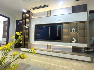 chính chủ bán căn 60m2- 2 ngủ goldseason 47 nguyễn tuân, sẵn sổ, full đồ, giá 5.9 tỷ. lh 