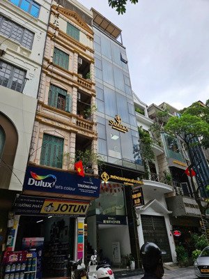 bán tòa nhà vp, mặt phố đỗ quang, cầu giấy, xây mới 8 tầng, 1 mặt phố, 1 mặt ngõ. giá 55 tỷ