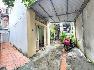 siêu hiếm giá chỉ 4,8 tỷ nhà 3 tầng, dt 41m2 ngõ ô tô qua vị trí thuận tiện nhà xây kiên cố