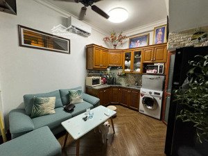 lô góc 2 thoáng gần phố, nhà đẹp full nt. dt 23m2 4t mt 4m giá 4,9 tỷ còn tl