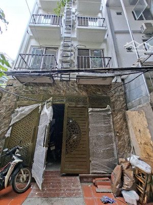 bán toà nhà dòng tiền minh khai 7 tầng thang máy 20 phòng khép kín 50 mét ra mặt phố hiếm