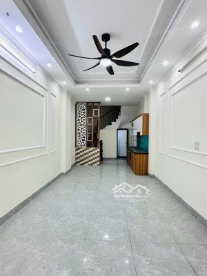 hồ tùng mậu nhà đẹp ở ngay 35m x 5t mới keng giá chỉ 6,8 tỷ