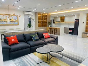 chủ kẹt tiền cần bán gấp căn saigon south giáp phú mỹ hưng 3pn nhà mới view thoáng mát giá cực tốt