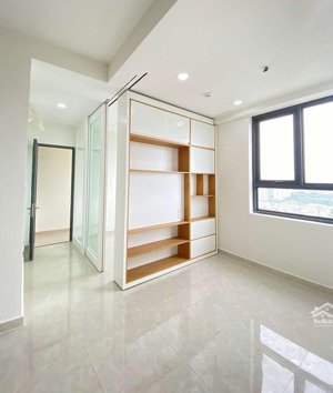 quỹ căn saigon intela 2pn 50m2 giá 1.830tỷ 55m2 giá 1.9tỷ 3pn giá 2.550tỷ skyvila 128m2 giá 3.45tỷ