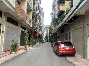 bán nhà ngõ 168 hào nam 52m* 4 tầng* mt 4m giá 15,6 tỷ phân lô ô tô tránh