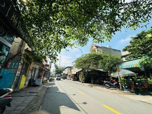 nhà góc hai mặt tiền duy nhất đường 22 phước long b quận 9 khu vực sầm uất, thuận tiện kinh doanh