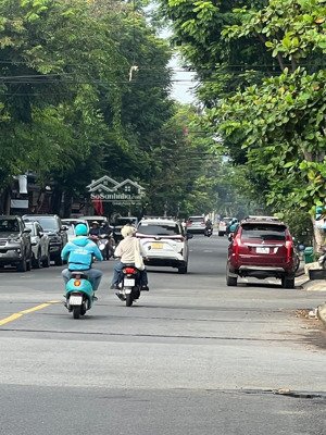 đất mặt tiền hồ tùng mậu, đường 10m5 trục thông biển