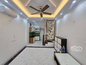 bán nhà siêu hiếm lô góc 5tầng đẹp, ngõ thông kd đỉnh phố 8/3 35m chỉ 7,4tỷ tt hai bà trưng