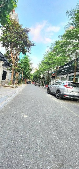 bán gấp nhà phố tân mai phân lô oto vào nhà vị trí cực đẹp 90m2, 25 tỷ