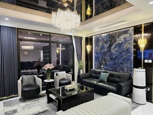 bán gấp căn góc 3pn giá bán 17,5 tỷ, tầng trung full nội thất, sổ đỏ lâu dài