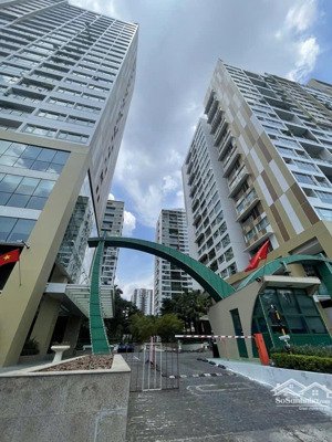 cực hiếm nhà bán - chung cư cao cấp nhất quận cầu giấy - cạnh trường ams - đối diện công viên