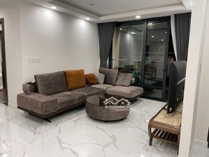 bán căn 102m2 3pn sunshine sky city q7. full nt. giá bán 6 tỷ 5 bao thuế phí.giá tốt nhất sunshine