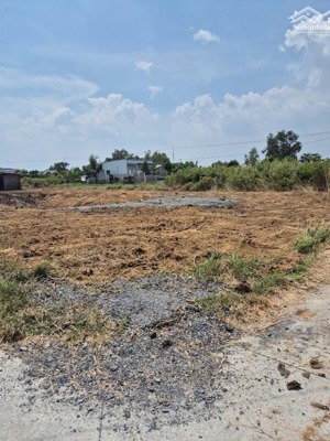 bán đất lô góc 2 mặt tiền 1100m2 giá chỉ 2,9 tỷ