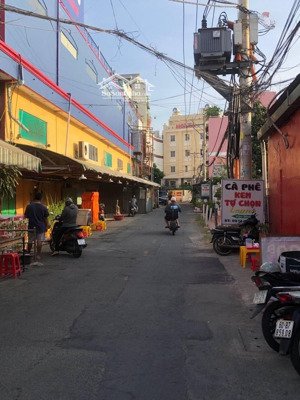 thu nhập 25tr/th 4 lầu 1/ võ văn ngân