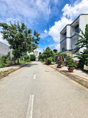 bán lô đất 140m2, 7x20, đường 12m, mặt tiền đường 6a, khu tái định cư phước thiện, ngay vinhomes q9