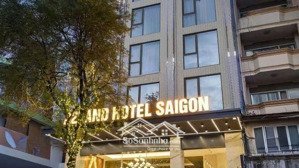 bán nhà mặt phố xuân diệu, dt 140m2 x 8 tầng, mặt tiền 7m, thuê 160 tr/ th, giá 75 tỷ.