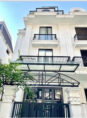 ô tô tránh full nội thất hiếm nhà bán nam đuống ở sướng như resort 74.2m x 4 tầng x mt 6.7m