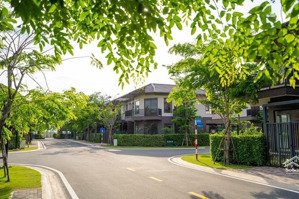 biệt thự view công viên wtp siêu đẹp 225 m2 chỉ 11.8 tỷ