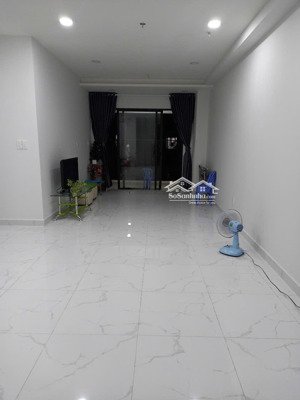 bán căn hộ 3pn cc charm city, dt 97m2, giá 2 tỷ 790, view hồ bơi. lh: 