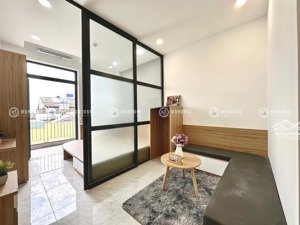 căn hộ 1 phòng ngủ 35m2, full nội thất, có ban công, gần etown, go trường chinh, vhu, huit