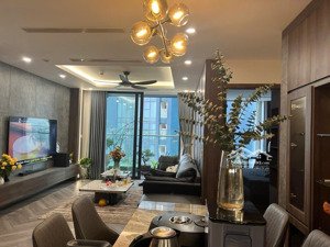 hiếm bán căn góc đẹp 3 ngủ/104m2 - 2logia sunshine city hoàn thiện cao cấp, sẵn sổ. lh 