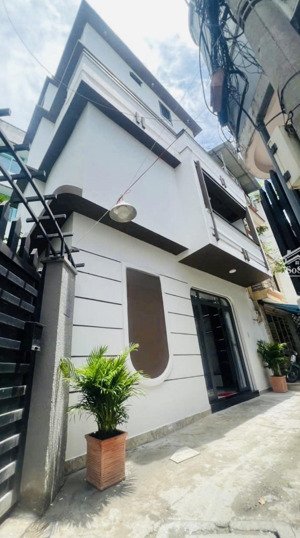 nhà bán hoà hảo q10 - hẻm 3m 30m2 4 tầng - gần mặt tiền - chỉ 6 tỷ 5 thương lượng