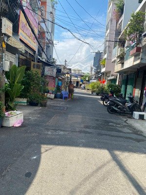 bán nhà riêng tại 115/10a hưng phú, 13 tỷ, 120m2, 5pn, 2wc, pháp lý đầy đủ, giá siêu hời